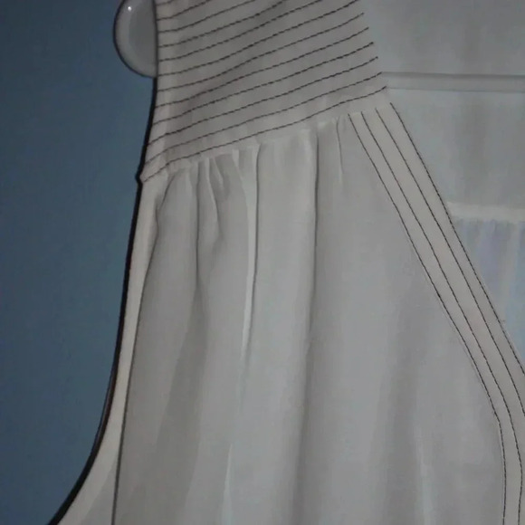 Vince Camuto Sleeveless White Button Up Front Top 2X NWOT - Picture 9 of 16